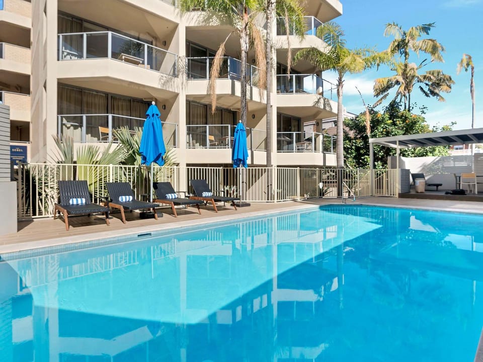 Property building, Swimming pool