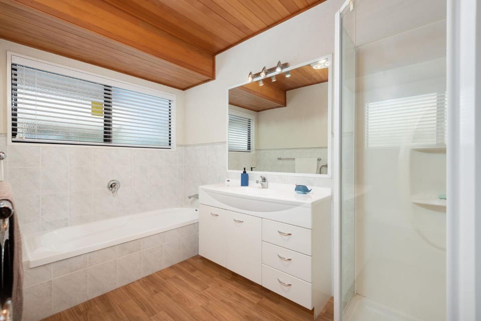 Shower, Bathroom, Bath