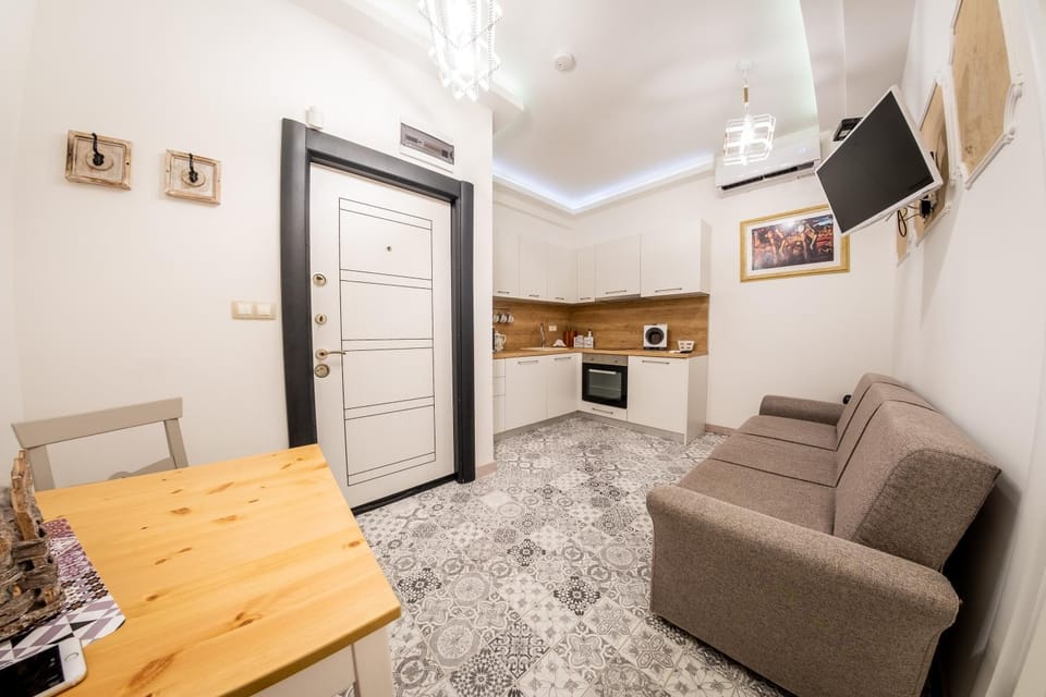Sofia Pearl Life Apartment - No Window Apartment Apartment in Sofia