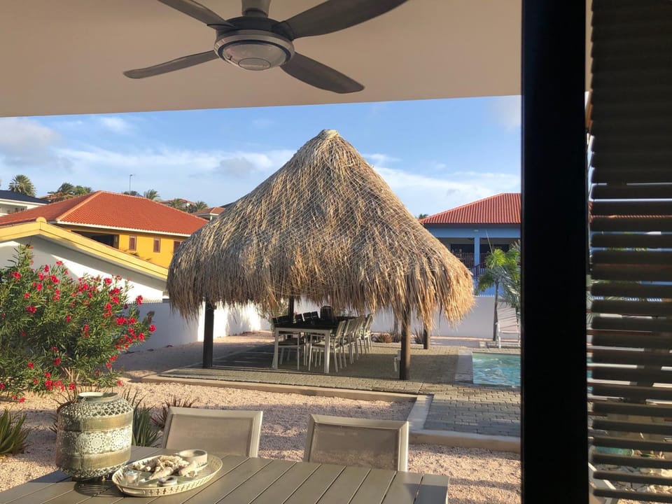 Patio, BBQ facilities, Garden, Balcony/Terrace, Seating area, Dining area, Swimming pool, Swimming pool