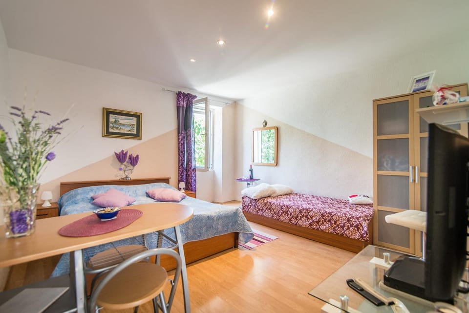 Living room, Bedroom
