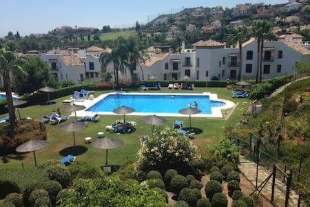 Property building, Restaurant/places to eat, Swimming pool, Breakfast