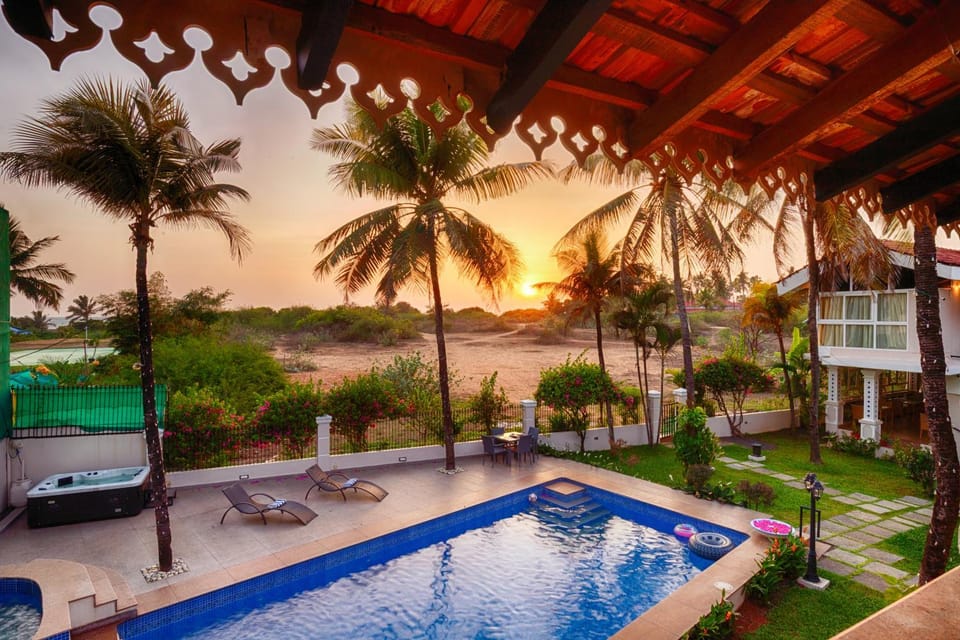 Natural landscape, Pool view, Sunset