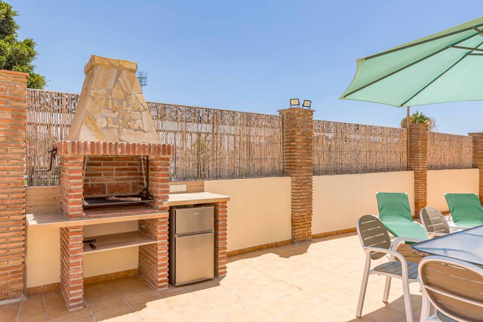 Patio, BBQ facilities