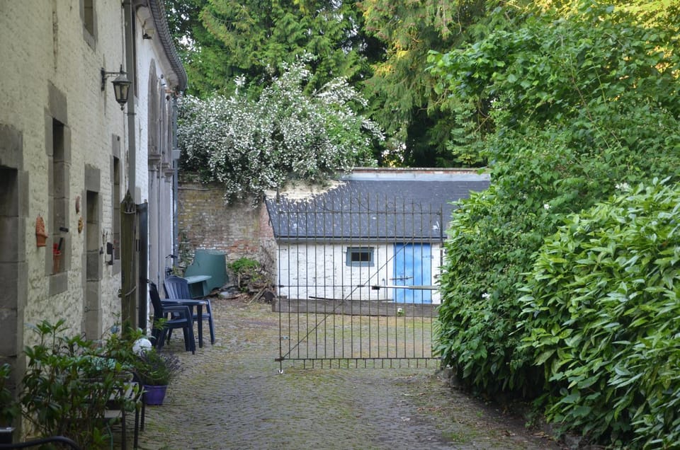 La Gentilhommière du Château de Ragnies Bed and Breakfast in Wallonia, Belgium