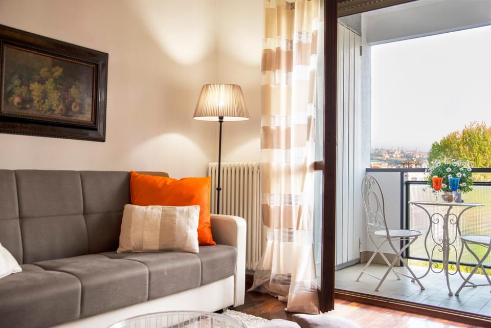 Balcony/Terrace, Living room, Decorative detail