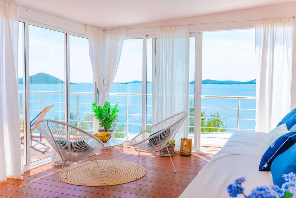 Patio, Balcony/Terrace, Balcony/Terrace