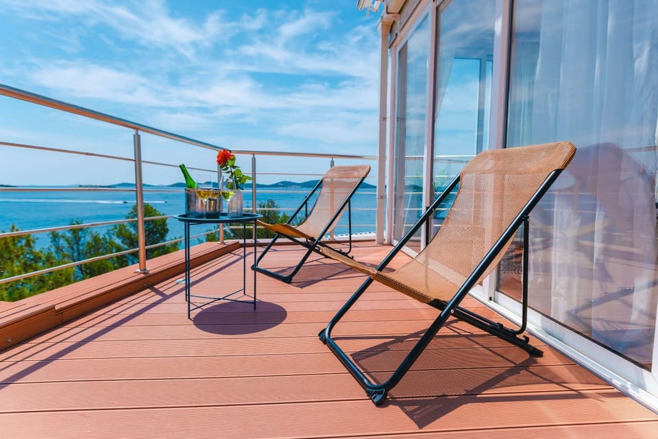 Balcony/Terrace, Balcony/Terrace, sunbed