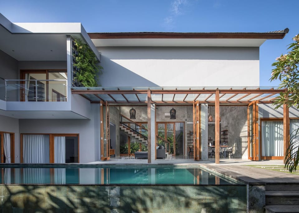 Property building, Swimming pool