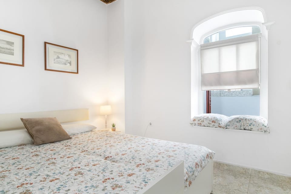 Living room, Bedroom