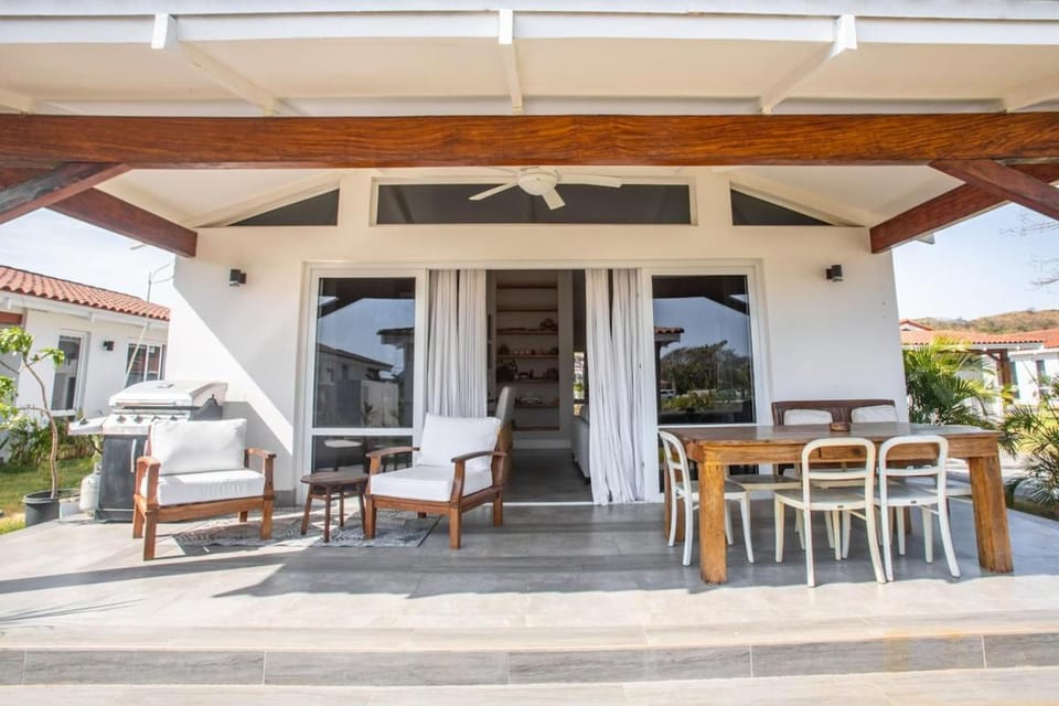 Patio, Balcony/Terrace