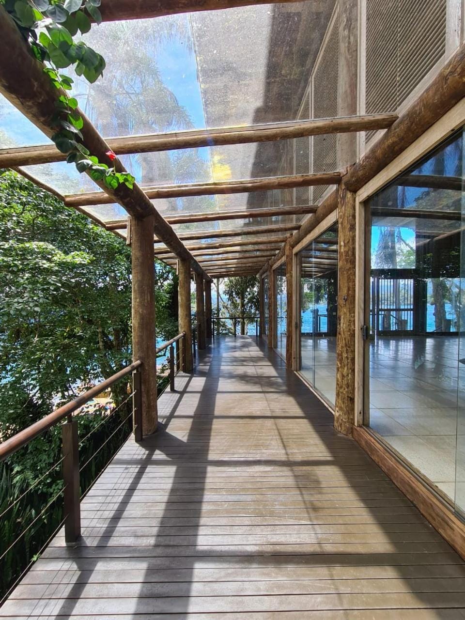 Property building, Day, Balcony/Terrace, Balcony/Terrace