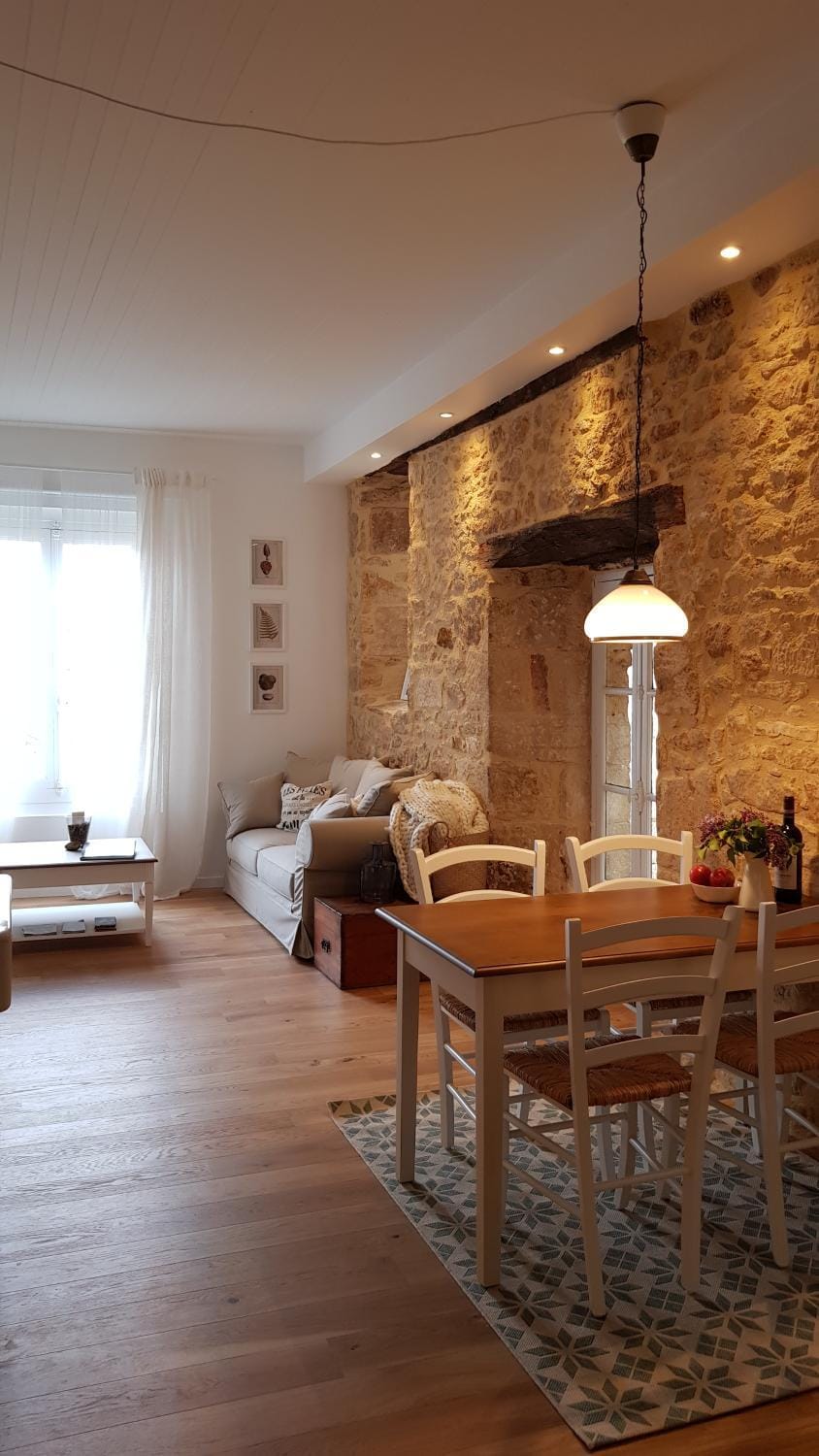 Living room, Seating area, Dining area