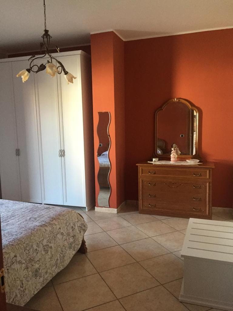 Bed, Photo of the whole room, Bedroom, wardrobe