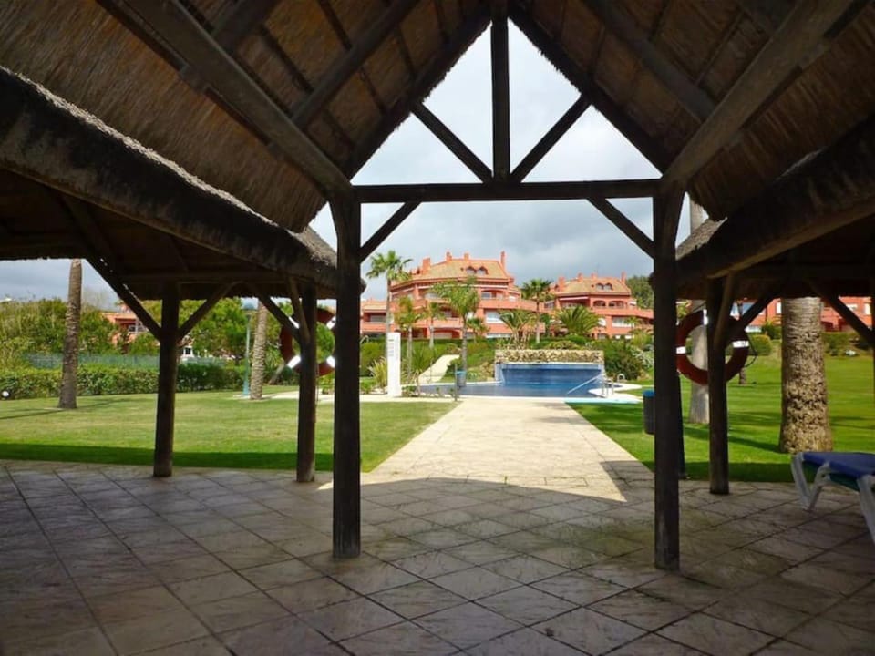 Luxury Apartment in 5 Star Urbanization Apartment in Marbella