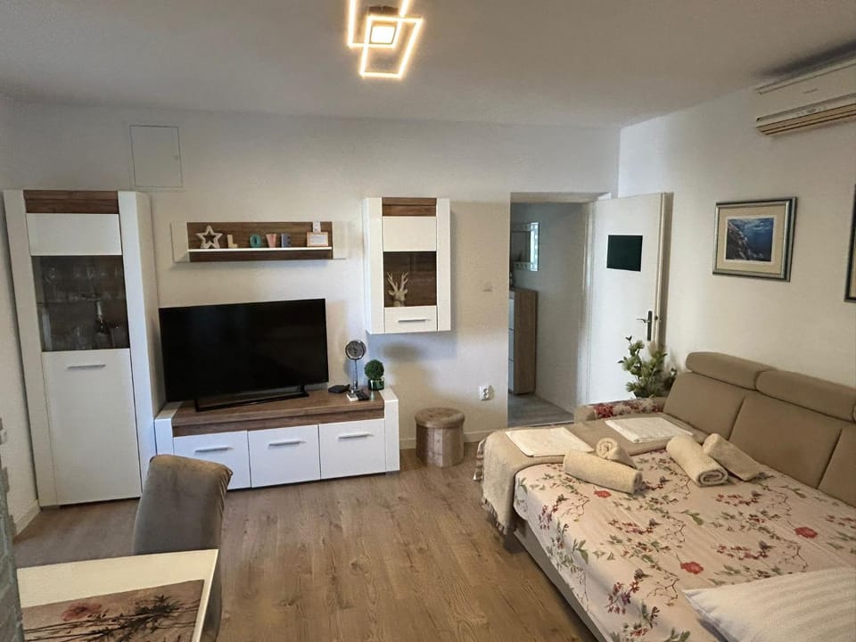 Apartment Rita Apartment in Makarska