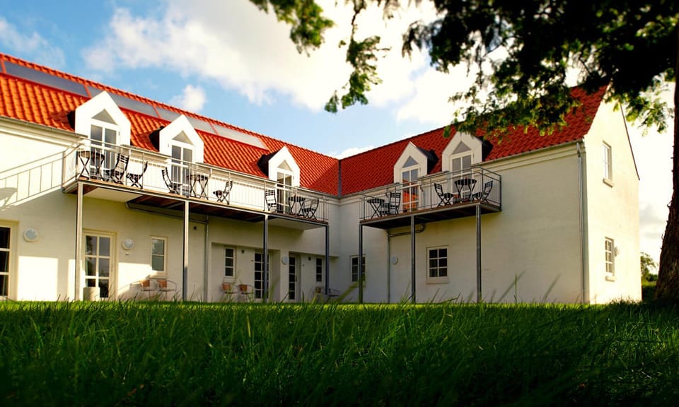 Property building, Garden