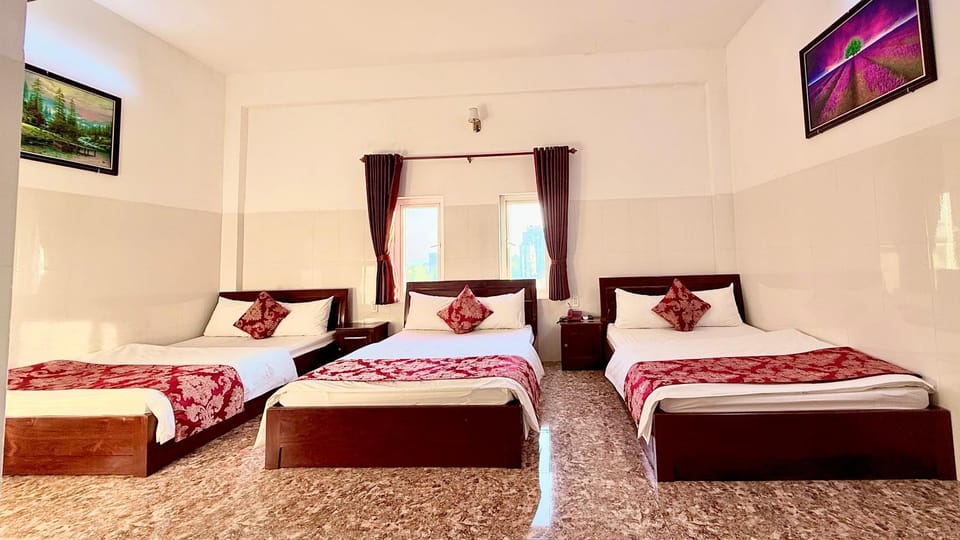 KHÁCH SẠN MỸ NGỌC Hotel in Vietnam