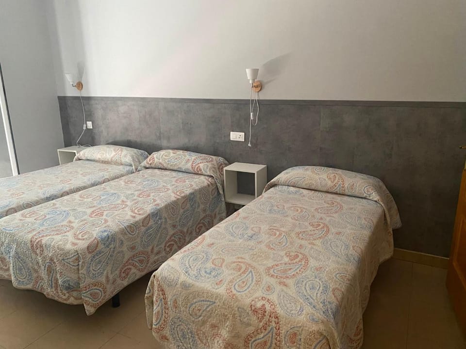 Hostal Retiro Bed and Breakfast in Madrid
