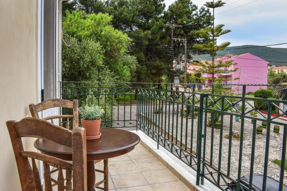 Balcony/Terrace, Mountain view, Sea view
