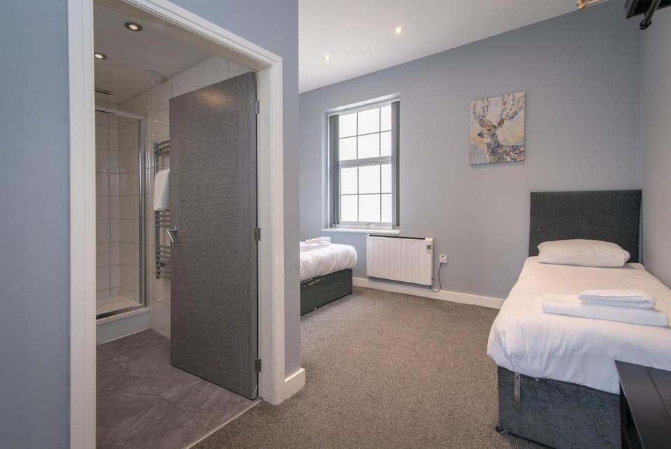 Arena Apartments - Stylish and Homely Apartments by the Ice Arena with Parking Apartment in Nottingham