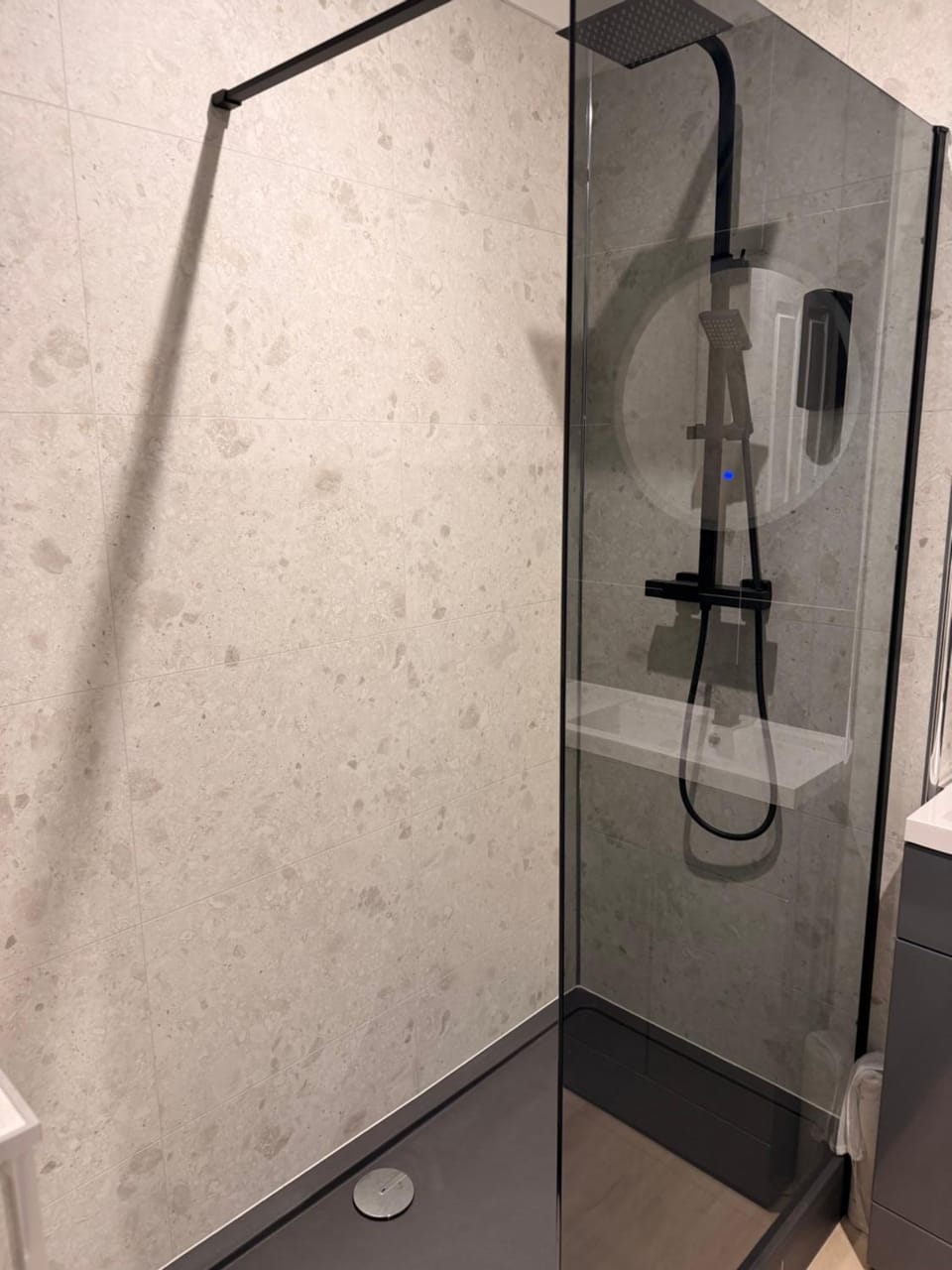 Shower, Bathroom