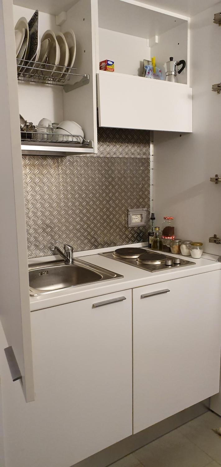 Kitchen or kitchenette