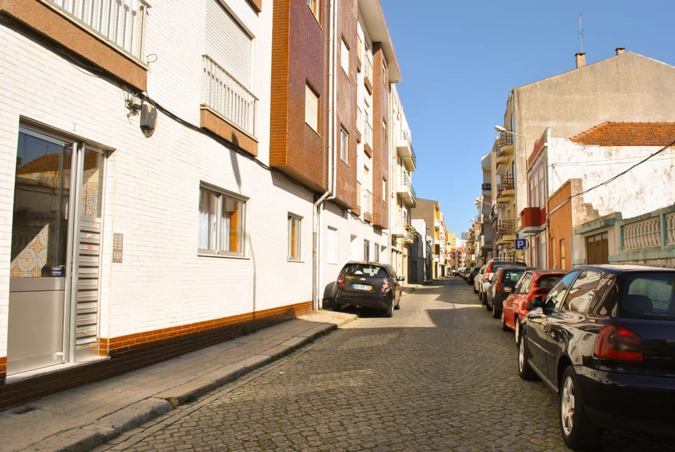 Property building, Street view