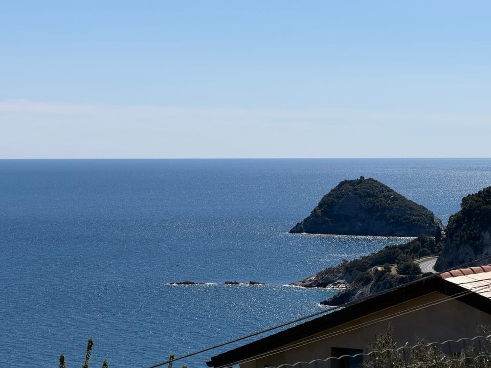 Casa del sasso Apartment in Bergeggi