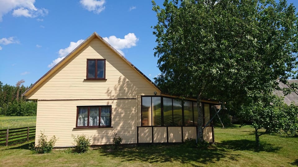 Property building, Neighbourhood, Sauna, Garden view