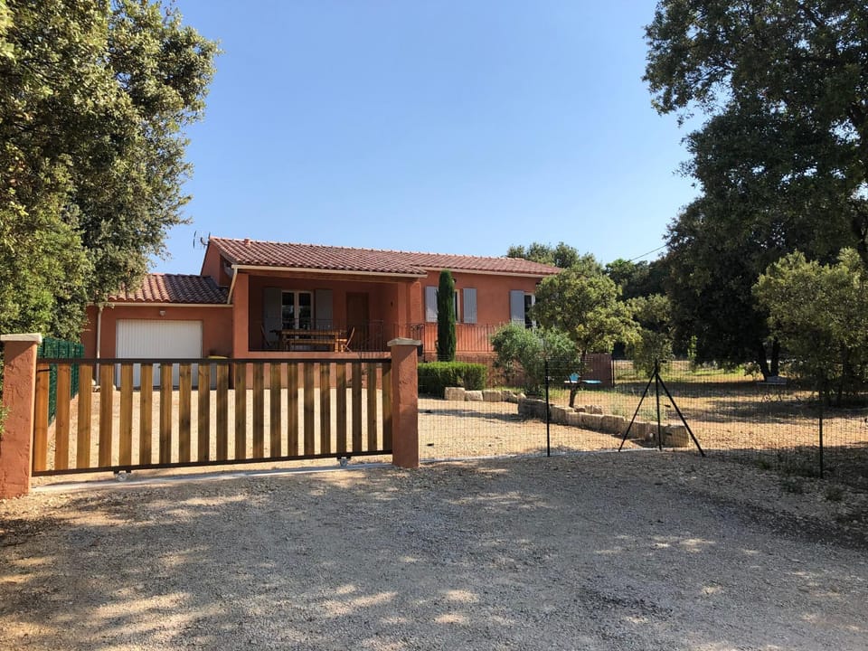 La Maison Bougnette House in Flassan