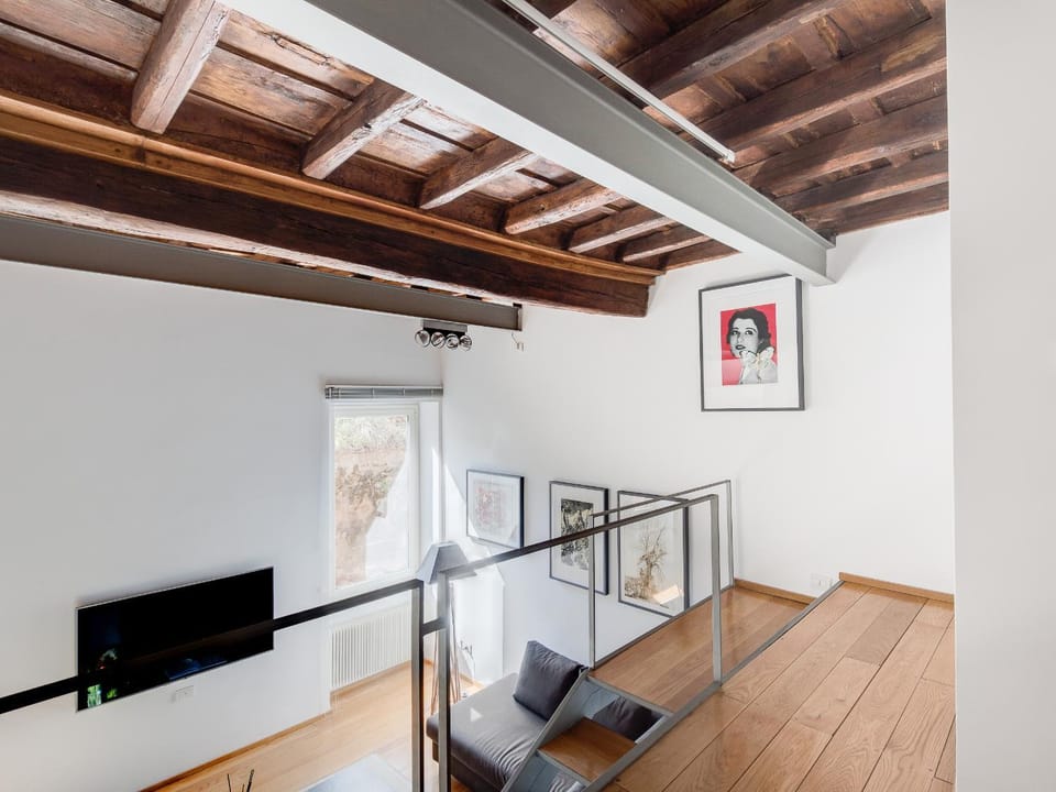 Loft in Trastevere Apartment in Rome