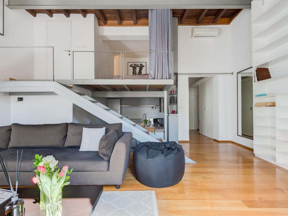 Loft in Trastevere Apartment in Rome