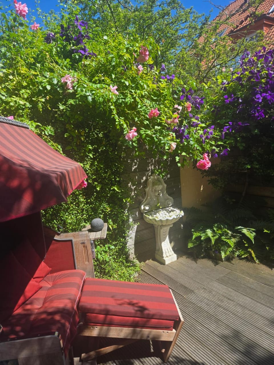Property building, Inner courtyard view