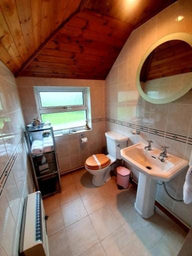 Groom's Cottage Bed and Breakfast in England