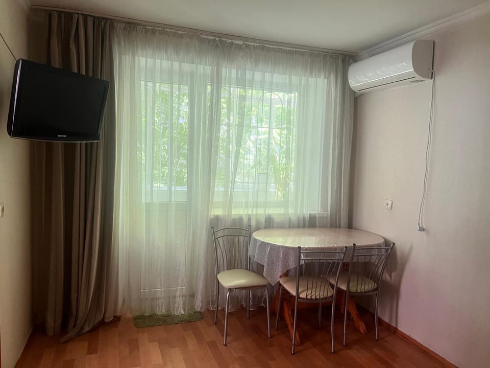 Затишна 2к на Шевченка Apartment in Odessa