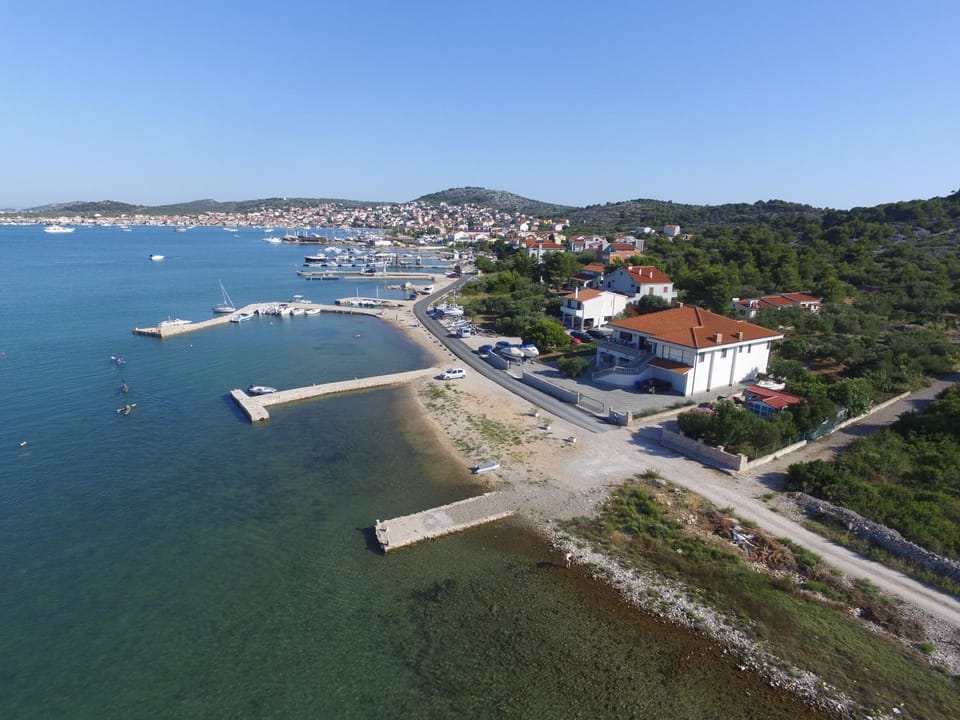 Property building, Bird's eye view