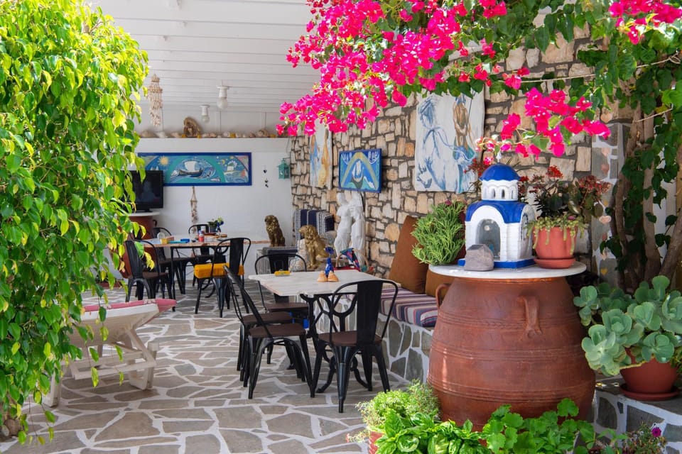 Patio, Garden, Seating area