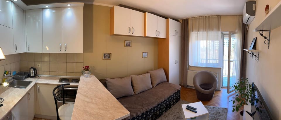 Studio Nina Apartment in Novi Sad