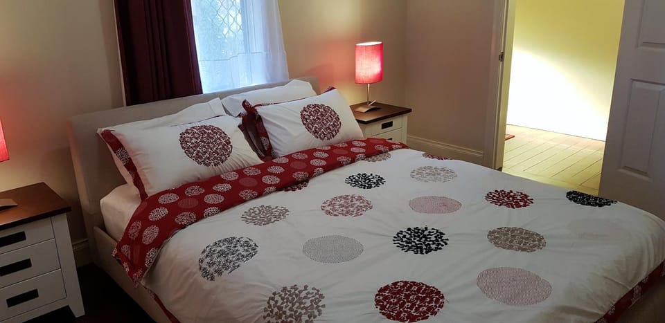 Tillbrook Cottage Apartment in Perth