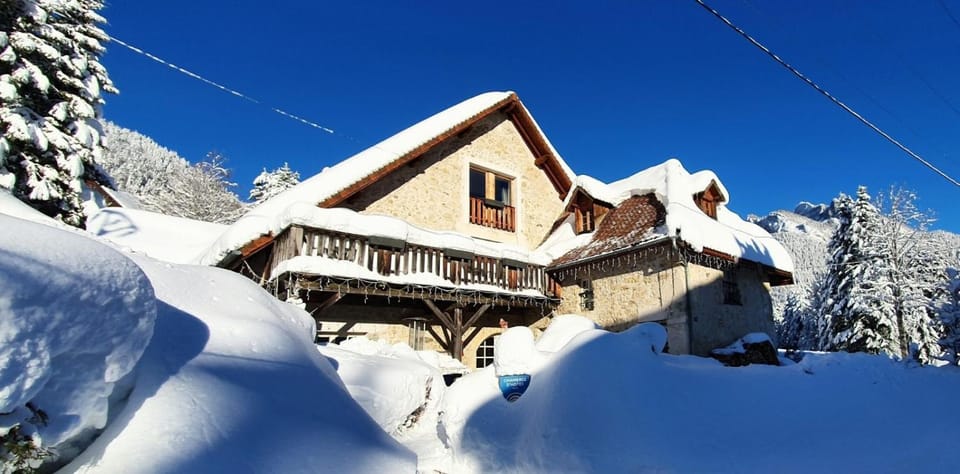 Property building, Winter