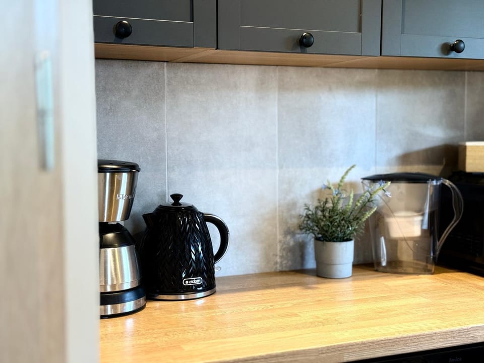 Coffee/tea facilities, Kitchen or kitchenette