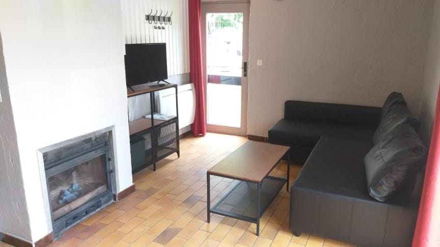 Bungalows du Lac de Rabais House in Wallonia, Belgium