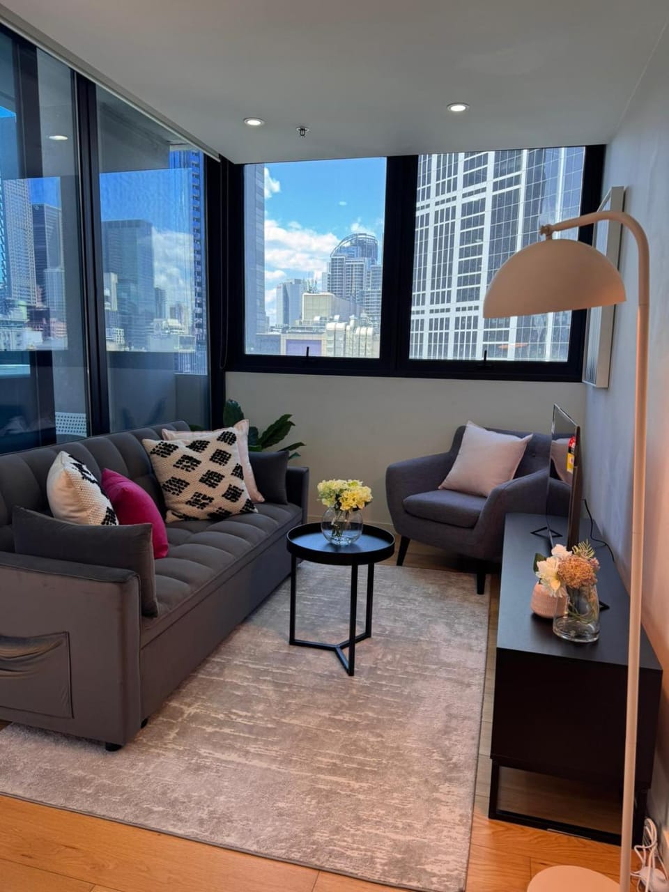 WOW Apartment on Sutherland Apartment in Melbourne