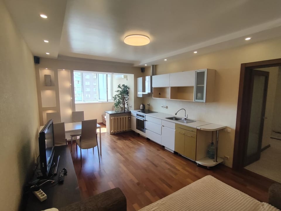 1/10 вулиця Радунська Apartment in Kiev City - Kyiv