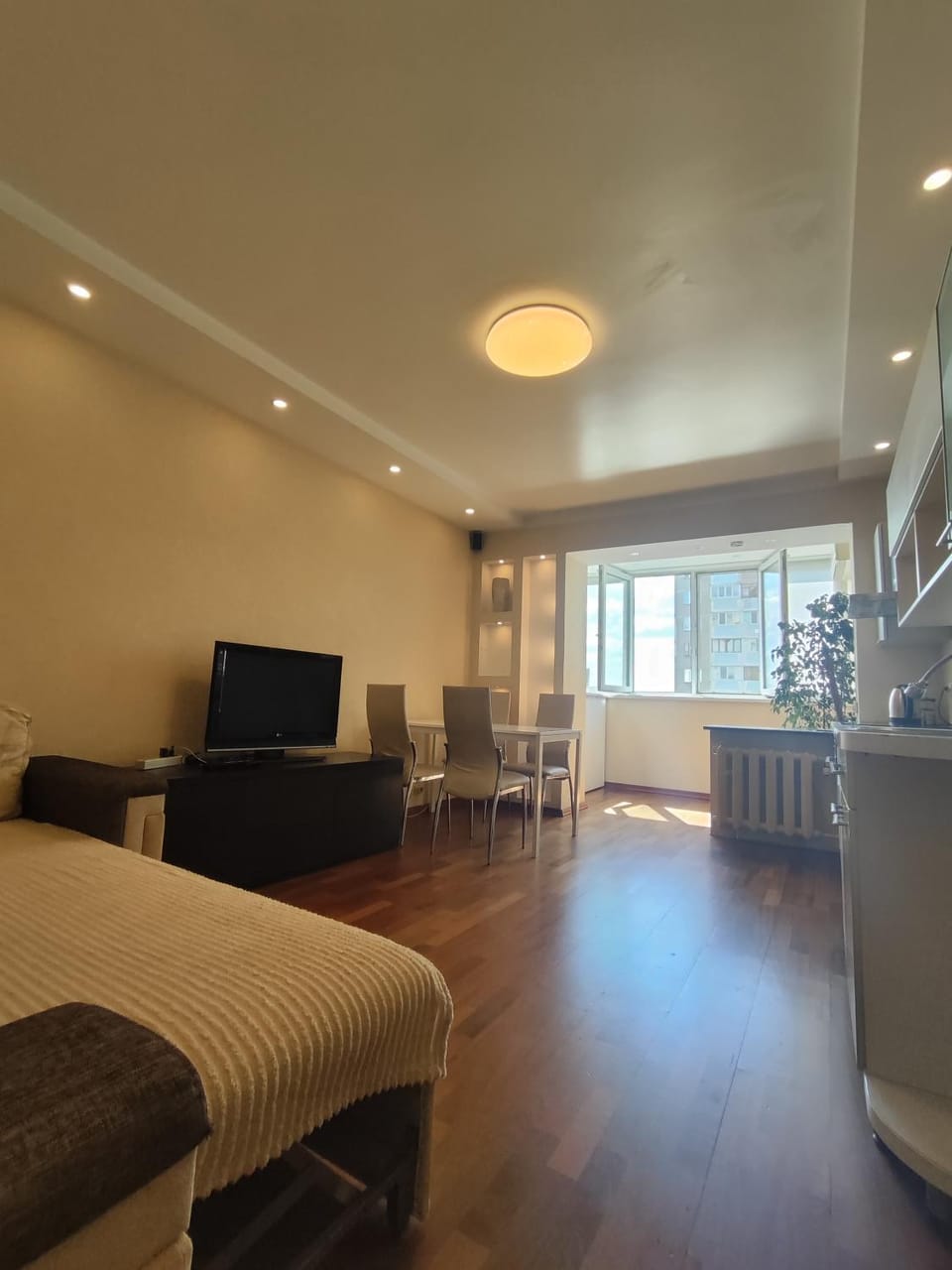 1/10 вулиця Радунська Apartment in Kiev City - Kyiv