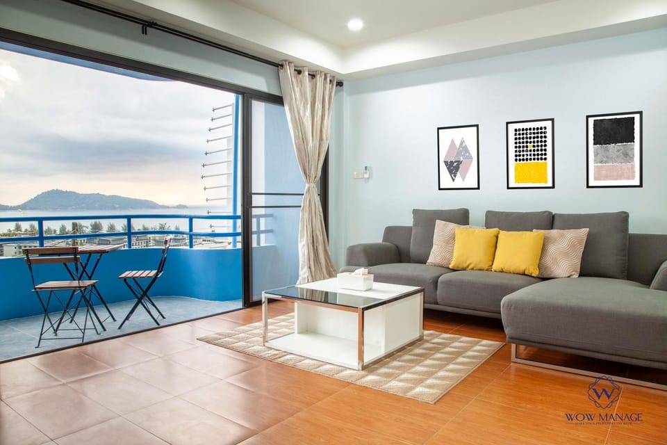 Natural landscape, View (from property/room), Balcony/Terrace, Living room