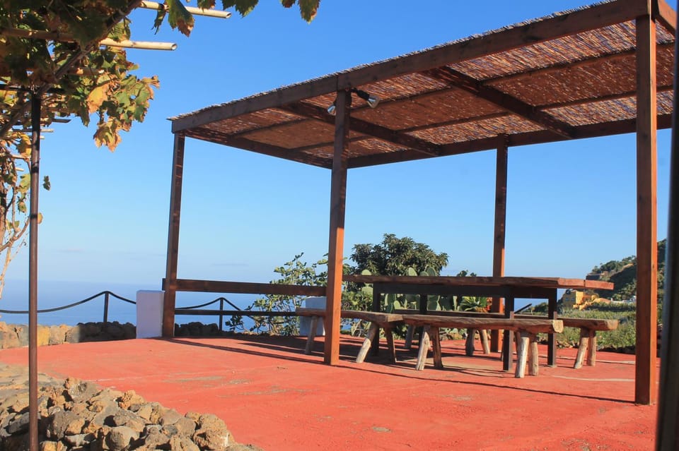 Off site, Natural landscape, BBQ facilities, View (from property/room), Balcony/Terrace, Sea view