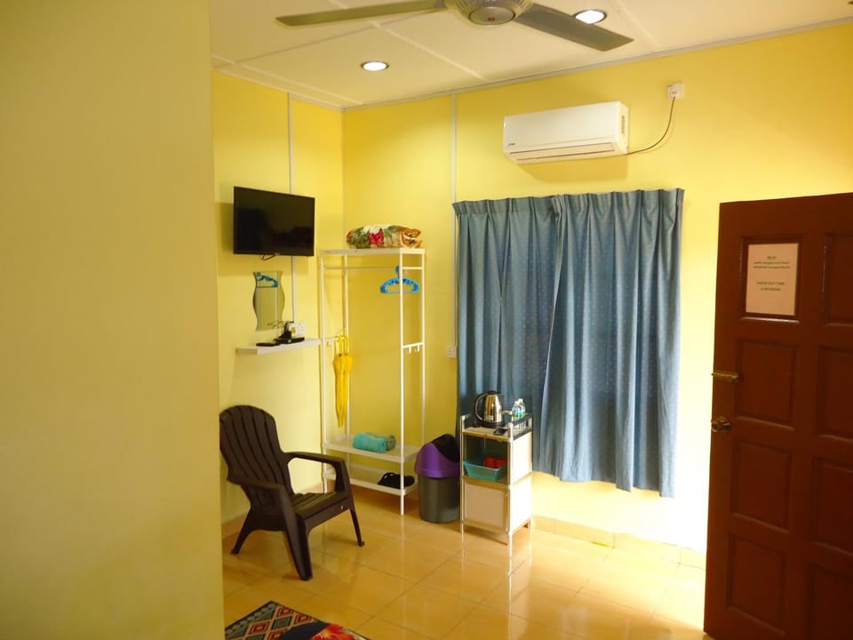 TV and multimedia, air conditioner