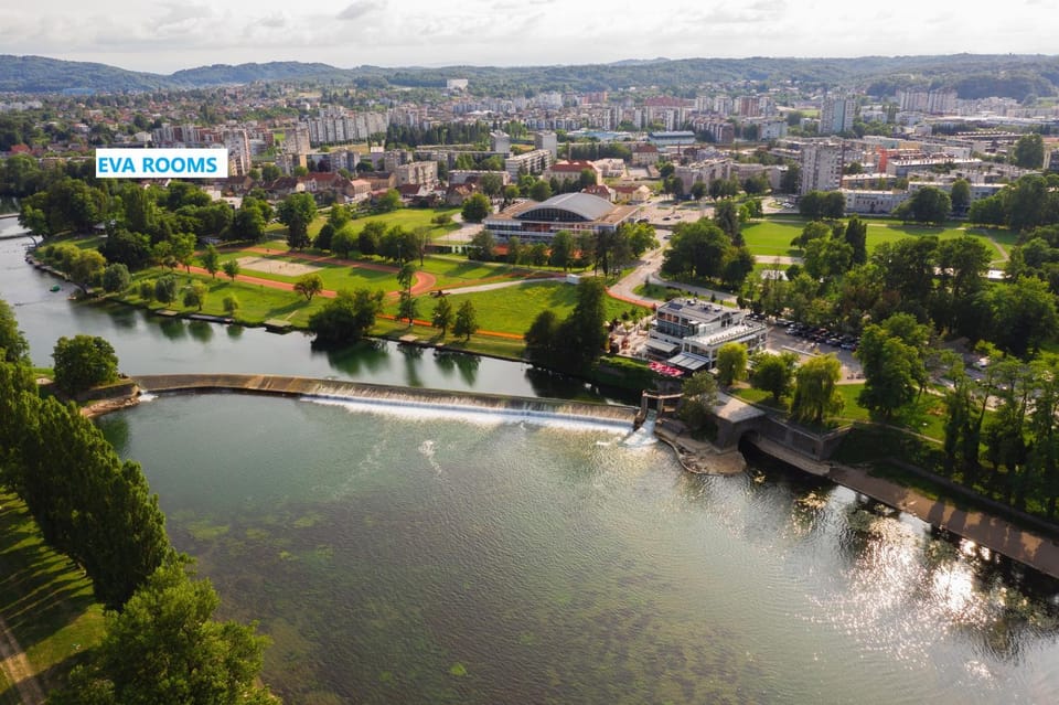 Food close-up, Neighbourhood, Bird's eye view, Children play ground, Fishing, Aqua park, Tennis court, Canoeing, Cycling, Diving, Evening entertainment, City view, Sports, Entertainment, Drinks, Alcoholic drinks, Non alcoholic drinks